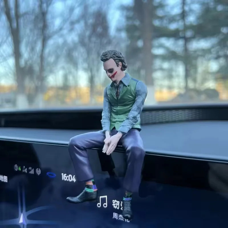 Decoration Joker Heath Ledger Sitting Posture
