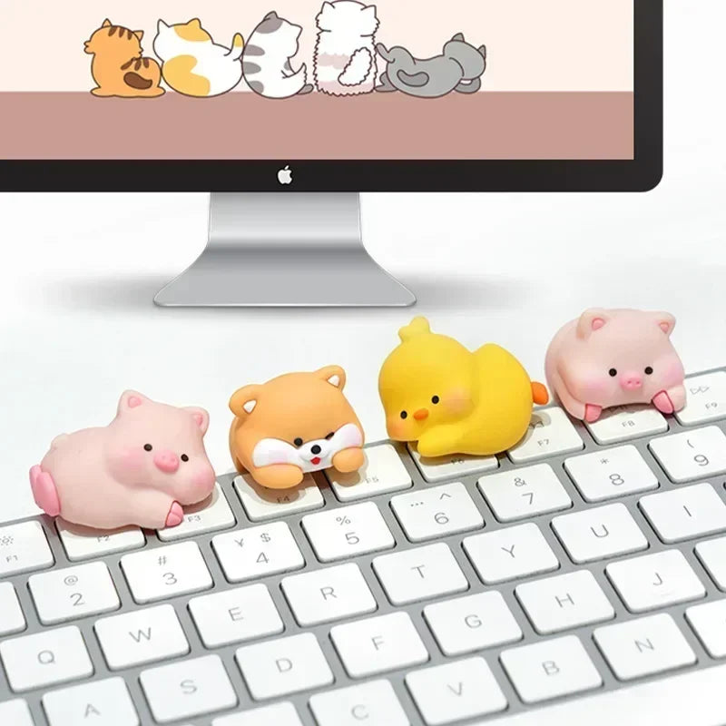 Mini Cartoon Animal Rubber Decorative Toy Cute Computer Desktop Decoration Car